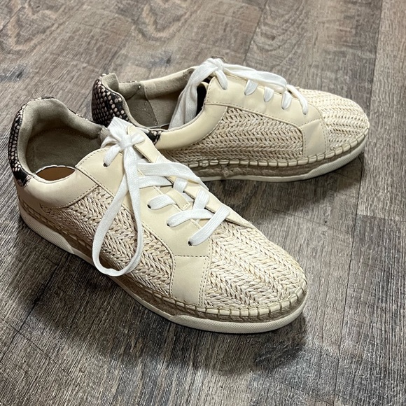 🔸Universal Thread Women’s Shaelyn Espadrille Sneakers🔸 - Picture 1 of 7